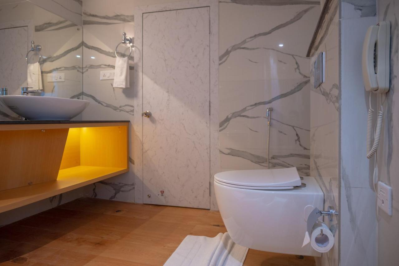 Clubway Grand A Boutique Hotel จอร์ฮัต ภายนอก รูปภาพ